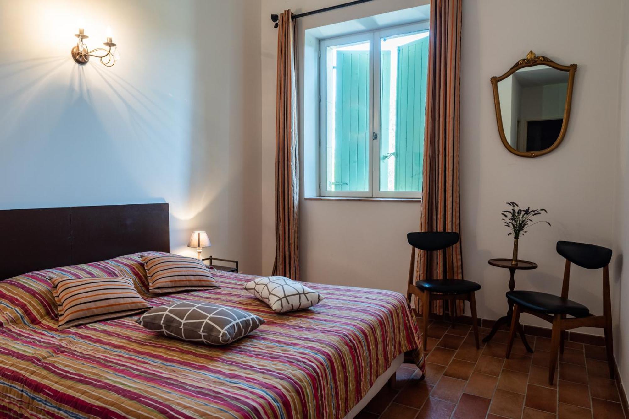 Mas de l'arrivette Bed and Breakfast Saint-Geniès-de-Comolas Exteriör bild