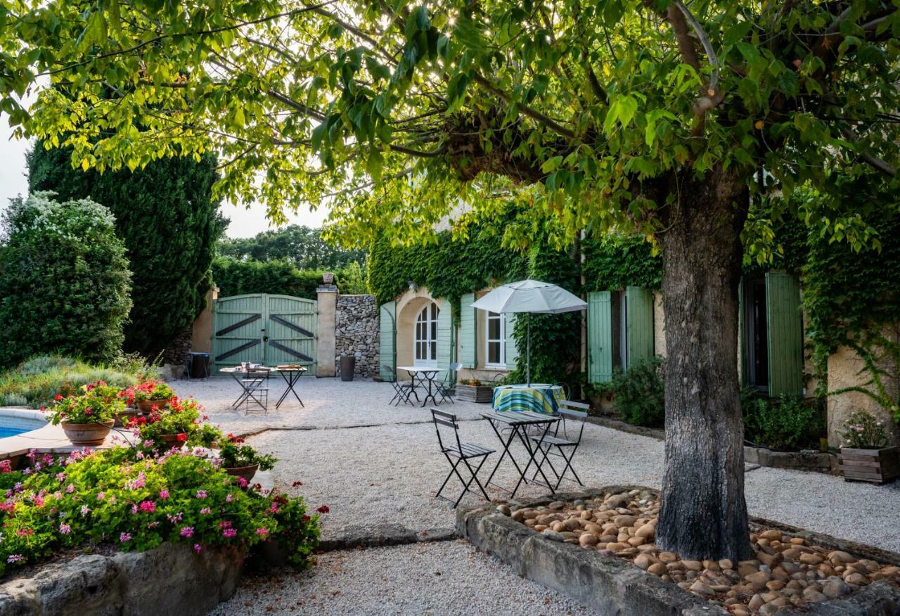 Mas de l'arrivette Bed and Breakfast Saint-Geniès-de-Comolas Exteriör bild